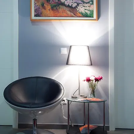Hotellux Nocleg ze śniadaniem 4*
